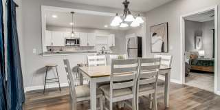 **Pendleton Heights Neighborhood**Newly remodeled 3/2 Bath Furnished Option Avaliable Gallery 14