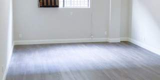 215 S. Occidental Blvd. Gallery 10