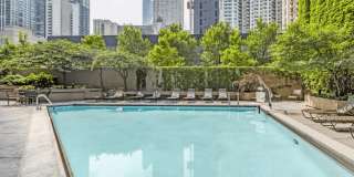 58 W Superior St Gallery 11