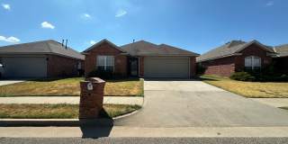 3 Bed, 2 Bath Brick Home w/2 Car Garage Gallery 1