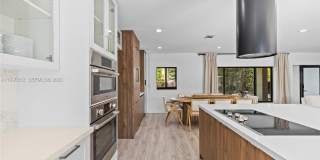 116 W 1st Ct Gallery 15