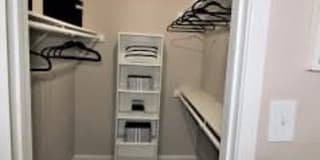 Senior Housing - Westmount at Braesridge Gallery 16
