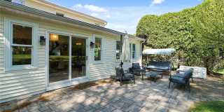 97 Hanson Lane Gallery 35