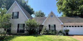 1095 Carriage Drive South Gallery 1