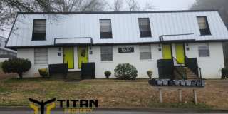 2 bed/1 bath Townhouse Gallery 1