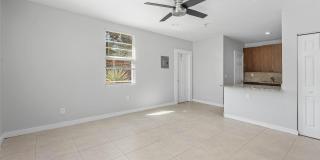 801 Dobbins Street Gallery 9