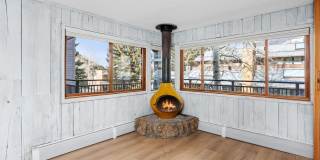 700 S Monarch Street unit: 207 Gallery 2