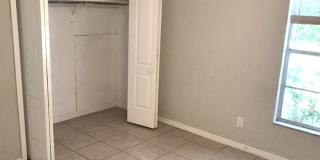 2 bedroom 1 bath - Move in special Gallery 8
