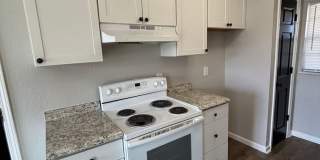 1800 Fairlane-Move In Ready! 1800 Fairlane-Move In Ready! Gallery 8