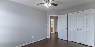 24635 KINGS CANYON Square Gallery 29