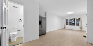 2710 S FAIRHILL Street Gallery 25
