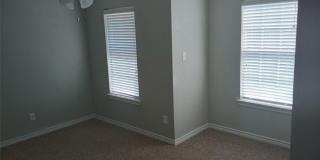 2004 Pecan Street Gallery 9