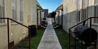 4518 S Normandie Gallery 14