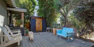 956 Vernon Gallery 2