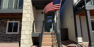 Low Maintenance Split Level Beauty 80922 Gallery 1