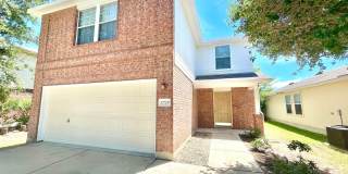 Four Bedroom House for Lease in Manor! Gallery 1