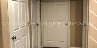 466 S 400 W Gallery 18