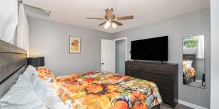 Funky Firehouse Renovated into Modern 2 BDR/1 Bath Gallery 18