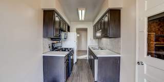 3 Bed | 1 Bath Gallery 12
