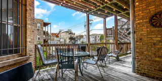 1022-24 N Damen / 2009 W Cortez Gallery 22