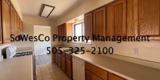 Newly Remodeled 3 Bed 2 Bath Home Gallery 5