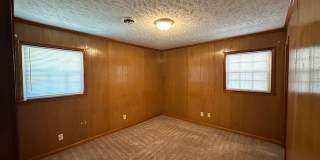 909 Southview Circle Gallery 6