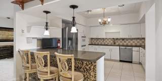 6072 MAIN Street Gallery 1