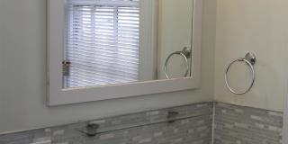 201 W Duffy Street -  B Upstairs Gallery 11