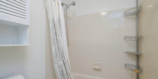 9575 DONNAN CASTLE Gallery 39