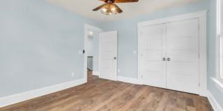Gorgeous 3/2 Located 1 Block From Downtown Greenville! Gallery 30