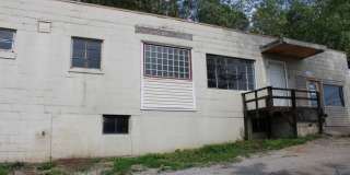 413 Rees Street Gallery 1