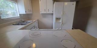 1BR/1BA updated mobile home close to I10 and Pine Forest Rd Gallery 8