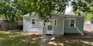 Cute 3 Bedroom, 1 Bathroom House on Sunset Hill! Gallery 31
