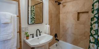 2 Bedroom / 1 Bath Unit Available! Gallery 21