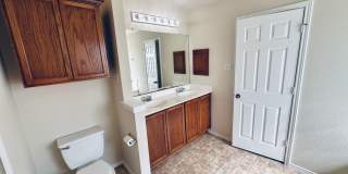 Spacious 3BR Home in Pflugerville at Highland Park | 2 Living Areas & 2-Car Garage Spacious 3BR Home in Pflugerville at Highland Park | 2 Living Areas & 2-Car Garage Gallery 7