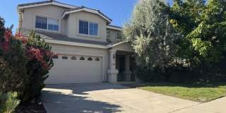 2555 Glen Eagles Drive Gallery 1
