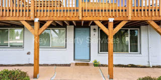 Updated Lakeshore Area Condo Gallery 1