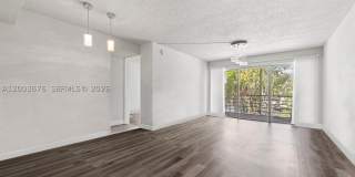 4235 N University Dr Gallery 4