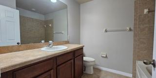 Seven Oaks 2/2.5 Townhouse Gallery 19