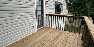 Spacious 4-plex in Central Location Gallery 17