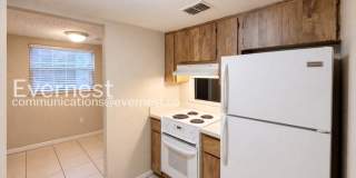 5541 Bay Boulevard Gallery 6