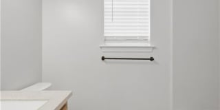 2 Compton Court Gallery 18