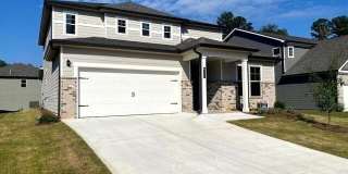 412 Kinross Lane Gallery 1