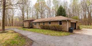 9409 CROOM ACRES Drive Gallery 12