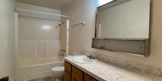 Duplex off of 48th Ave! Gallery 11