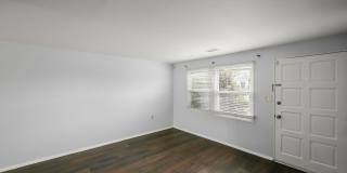 1610 WENTWORTH Avenue Gallery 11