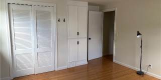 18 Briggs Avenue Gallery 11