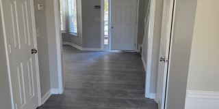900 Indian Lake Dr Nw Gallery 1