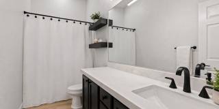 40614 N HARBOUR TOWN Court Gallery 19