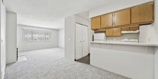 Fox Grove Apartments Gallery 5